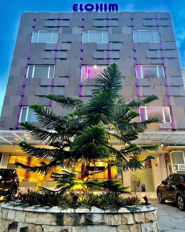 Elohim Hotel Sentani Джаяпура Екстериор снимка